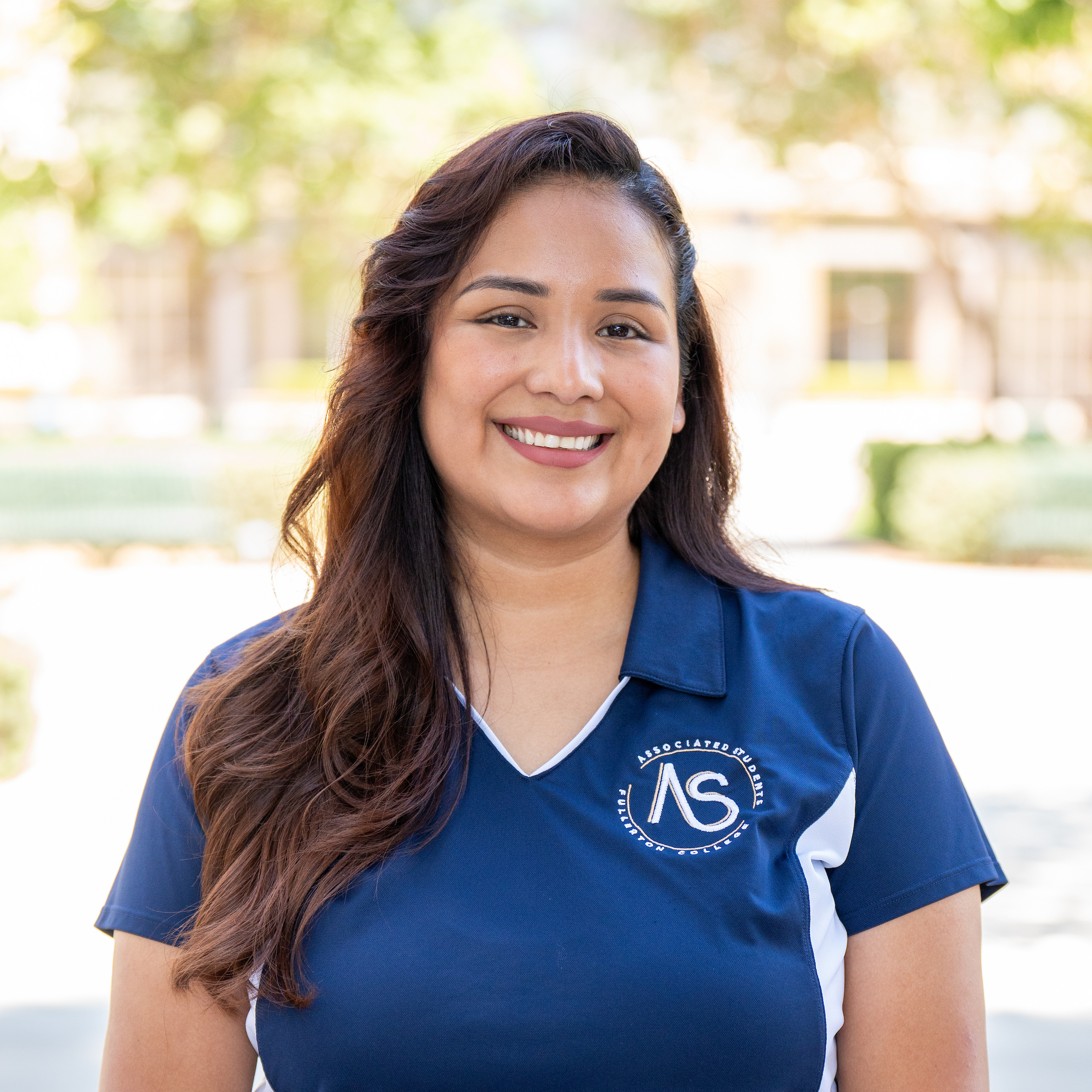 Elizabeth Flores